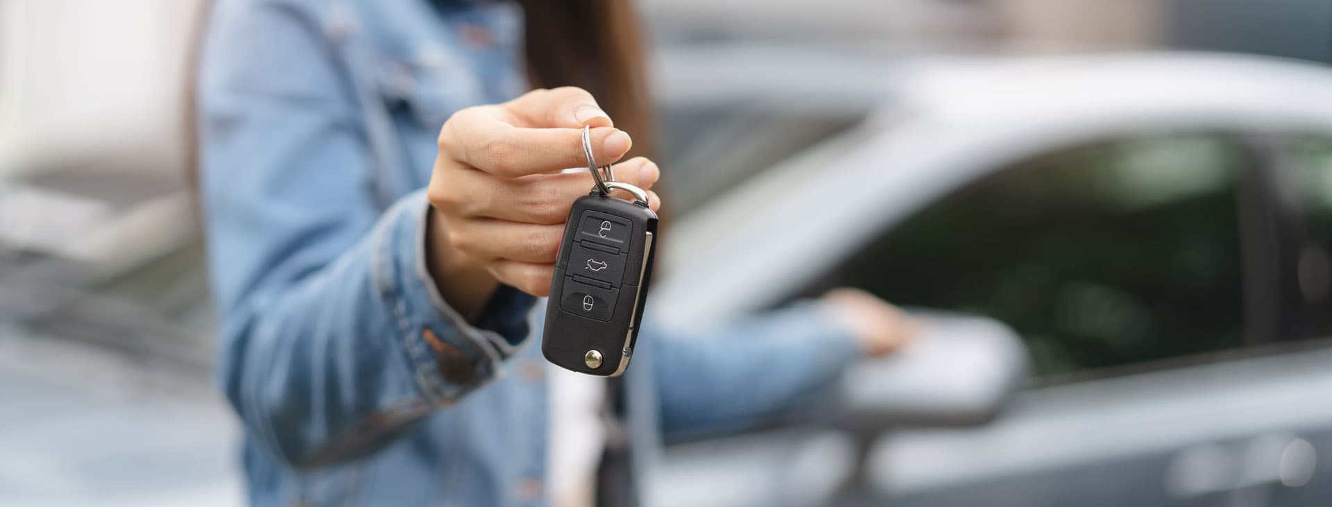  ¡Cuéntanos qué tipo de copia de llaves de coche necesitas!